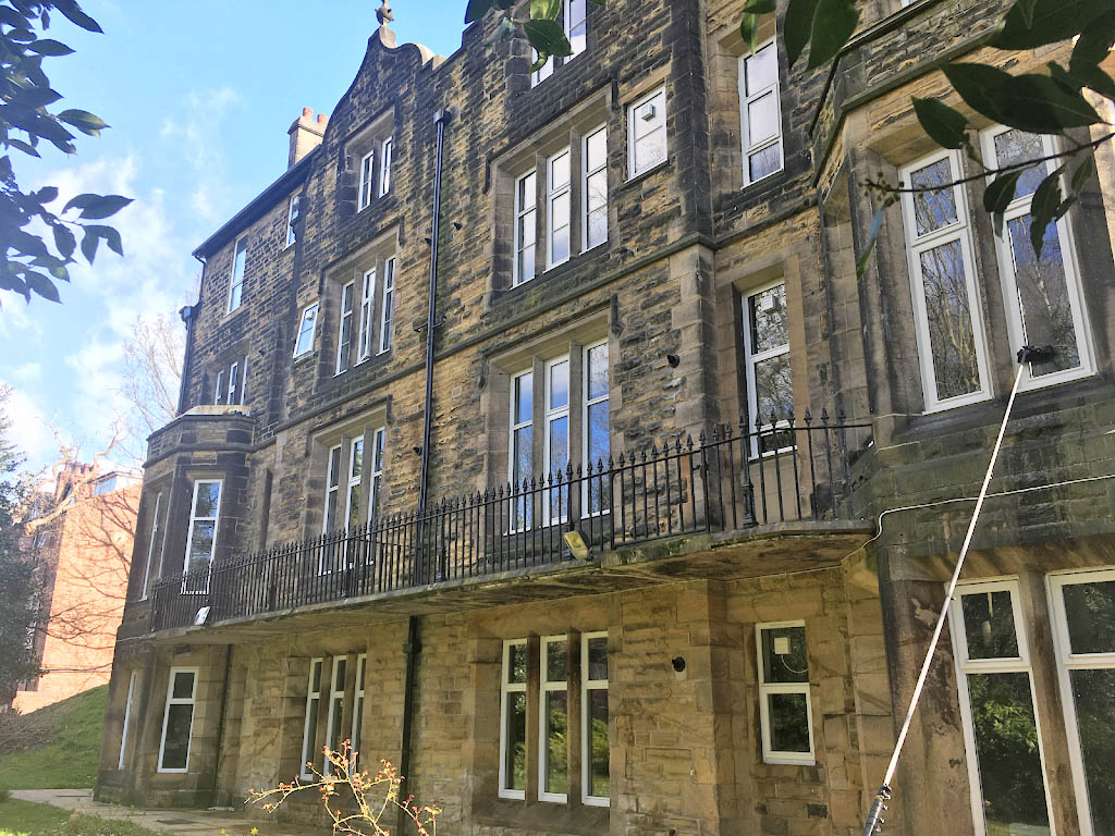 Window Cleaner Oxford Domestic and Commercial Window Cleaning in